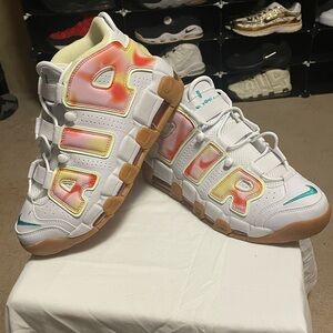 Nike Air More Uptempo Pink w/ Floral Pink Yellow Red FB7702-100, men’s size 11